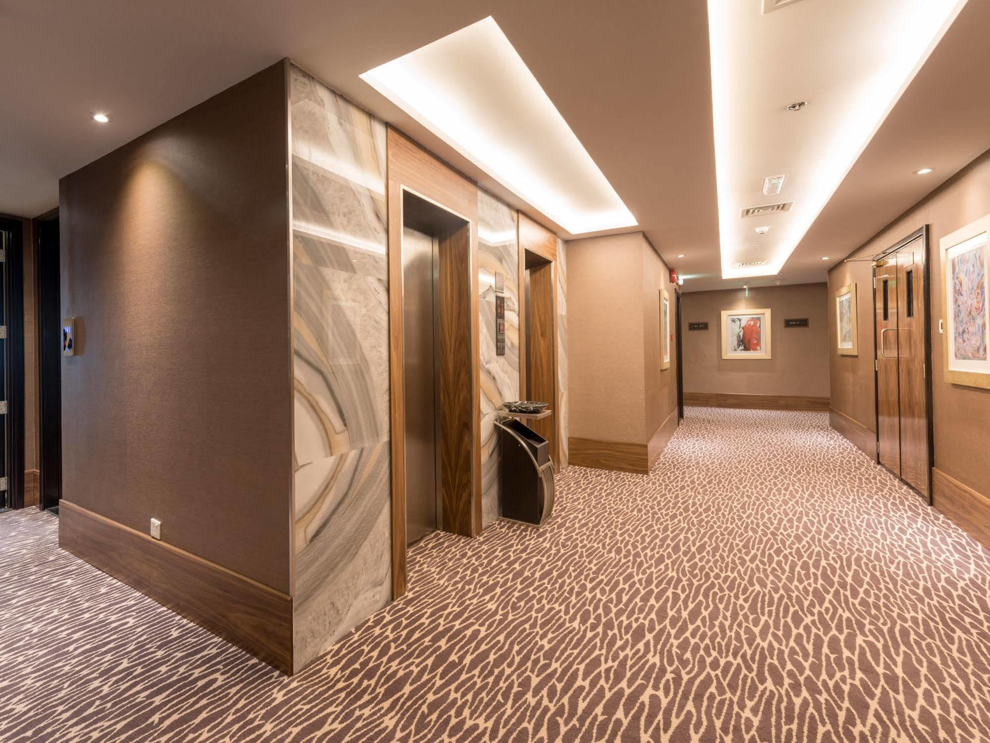 Hawthorn Extended Stay By Wyndham Abu Dhabi City Center Eksteriør bilde