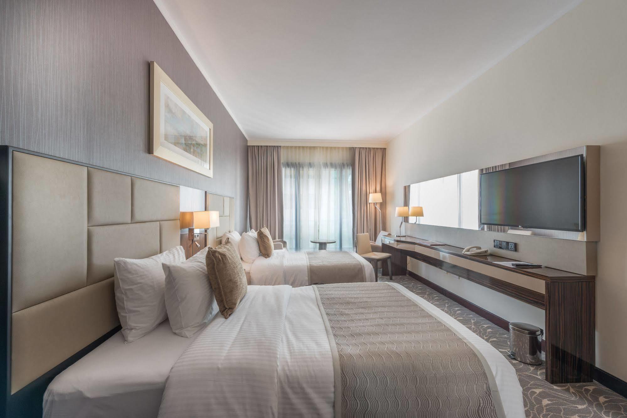 Hawthorn Extended Stay By Wyndham Abu Dhabi City Center Eksteriør bilde