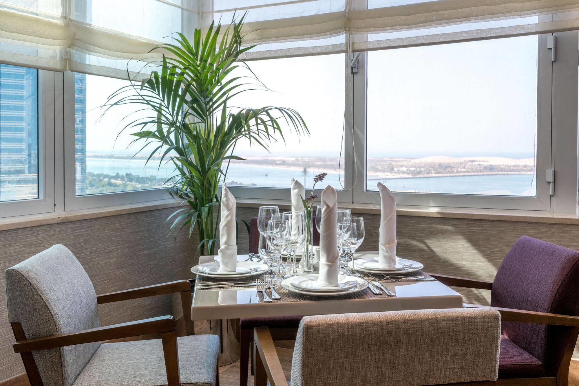 Hawthorn Extended Stay By Wyndham Abu Dhabi City Center Eksteriør bilde