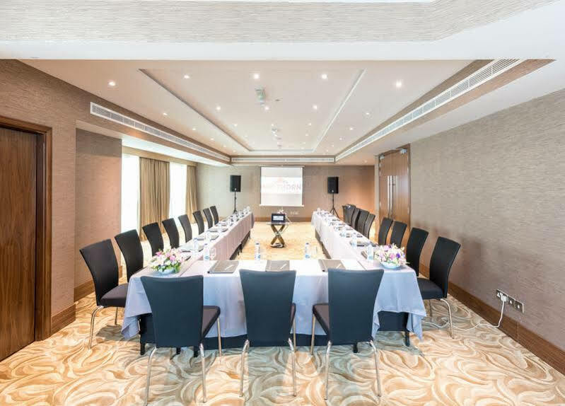 Hawthorn Extended Stay By Wyndham Abu Dhabi City Center Eksteriør bilde